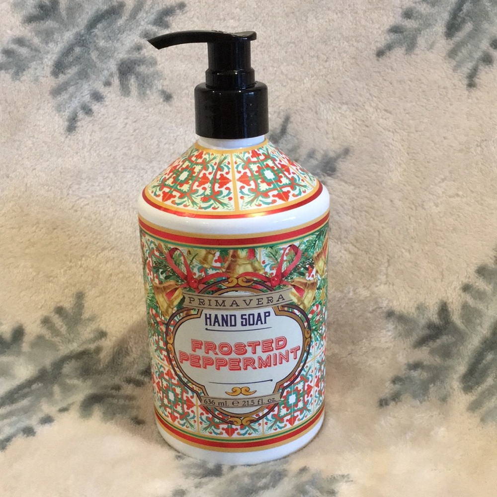 Primavera Winter Christmas Frosted Peppermint Scented Hand Soap NWT 21.50oz